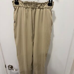 Lululemon tan joggers